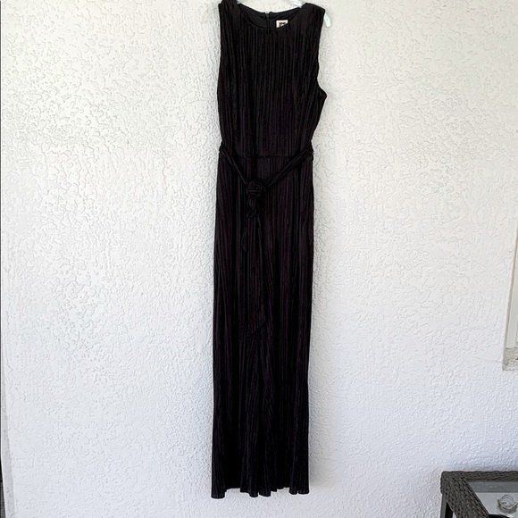 Anne Klein Pants - Anne Klein belted Elegant Black jumpsuit size 6